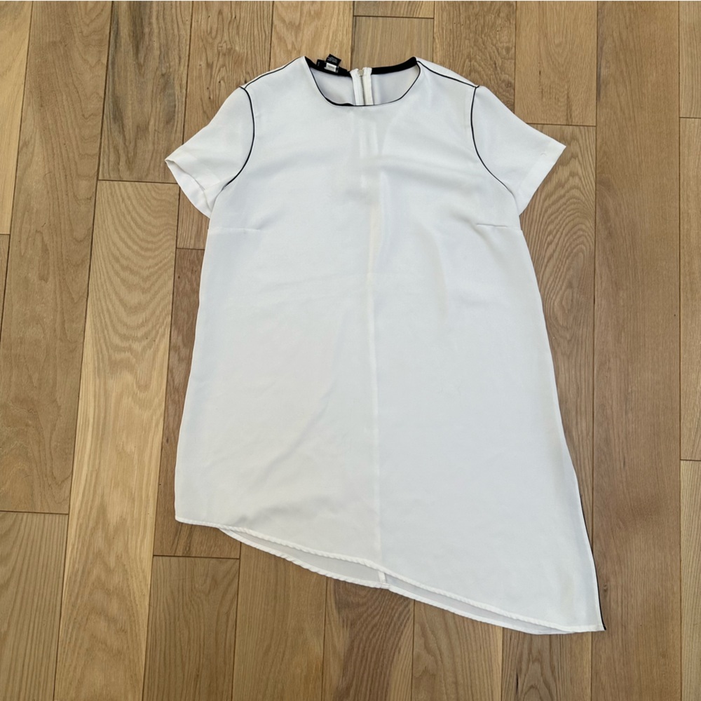 Alfani White Short Sleeve Long Top - Modern Style